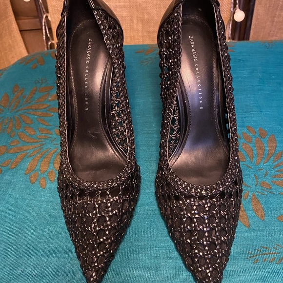 Zara Shoes - ZARA OPEN WEAVE BLACK HEELS